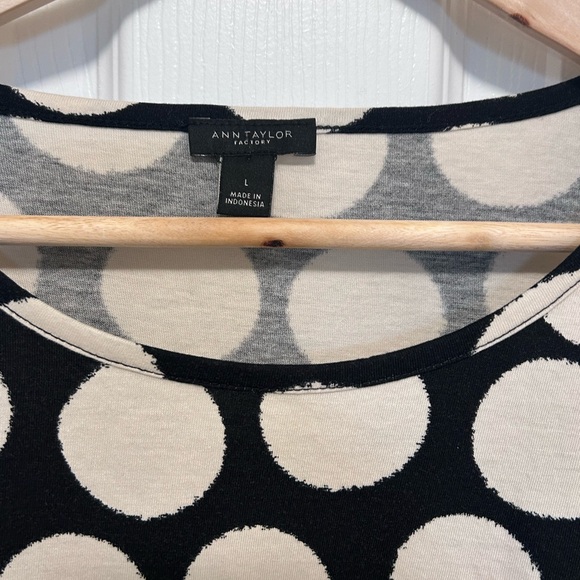 Ann Taylor Factory, long sleeve tshirt, black with white polka dots, size Large. - Picture 7 of 8